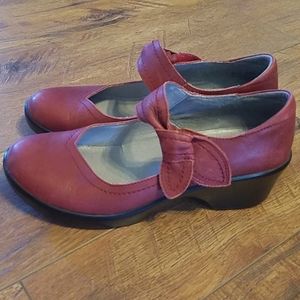 Women's sz 38 Alegria red leather mary jane shoes